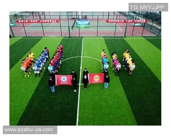 昔日足球明星重聚绿茵场再战青春岁月共谱传奇球队新篇章